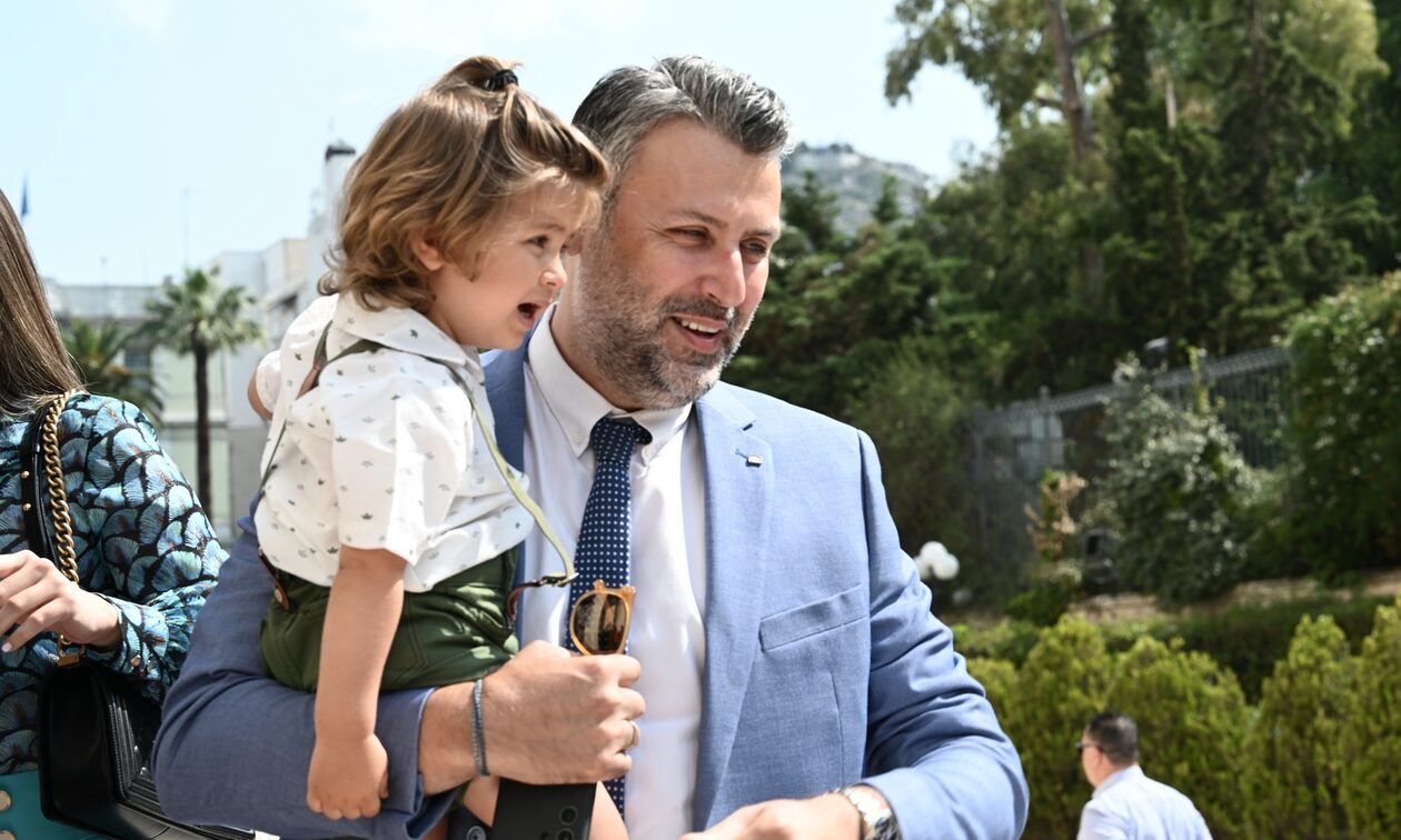Γιάννης Καλλιάνος: Το βλέμμα του Πρωθυπουργού όταν έκλαιγε ο γιος του - «Ωχ τώρα την πατήσαμε»