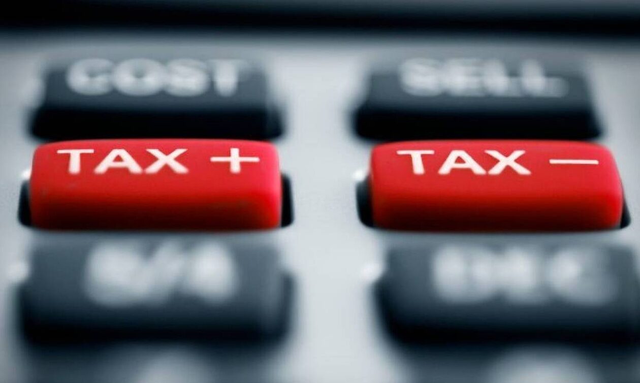 Μόλις 1 στα 3 ευρώ ληξιπρόθεσμων φορολογικών οφειλών μπορούν να εισπραχθούν