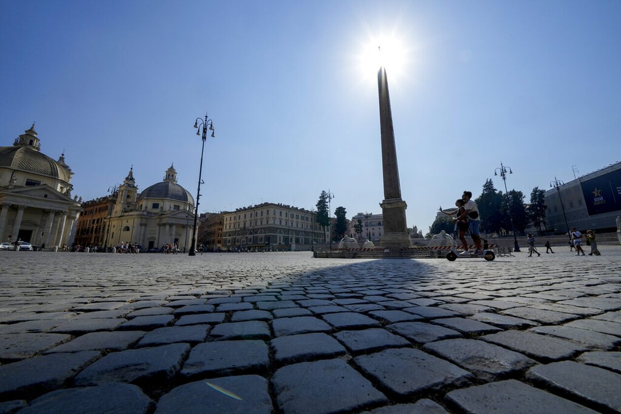 Τρομερός καύσωνας θα πλήξει την Ιταλία - Θερμοκρασίες έως και 47 βαθμούς αναμένονται στη Σαρδηνία
