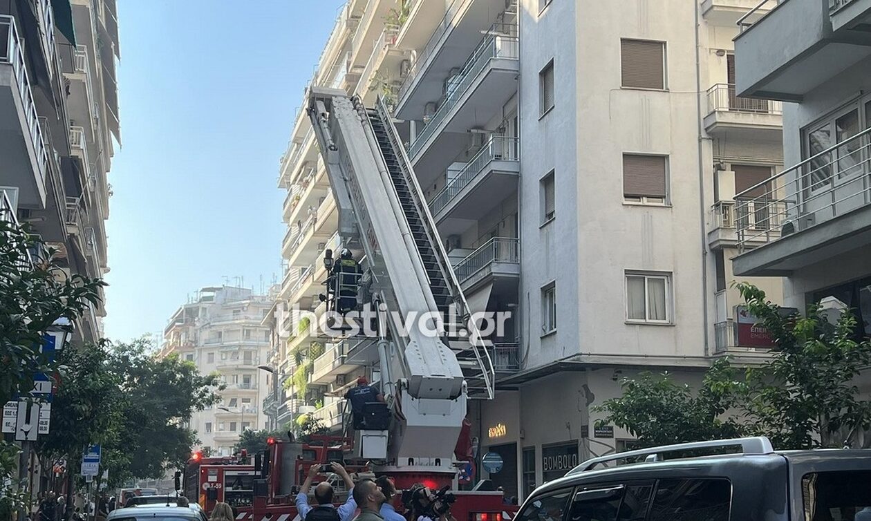 Φωτιά σε κλινική στη Θεσσαλονίκη - Απεγκλωβίστηκε έγκυος και μεταφέρθηκε στο νοσοκομείο
