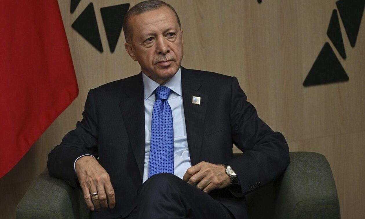 Ο Ερντογάν αναμένει από τους συμμάχους του ΝΑΤΟ να άρουν τους περιορισμούς στις πωλήσεις όπλων