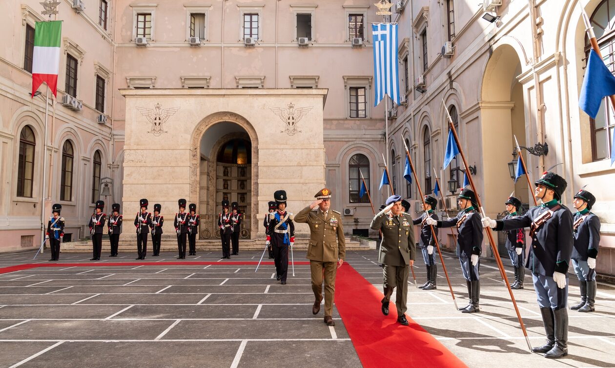 Επίσημη επίσκεψη του Αρχηγού ΓΕΣ στην Ιταλία (εικόνες)
