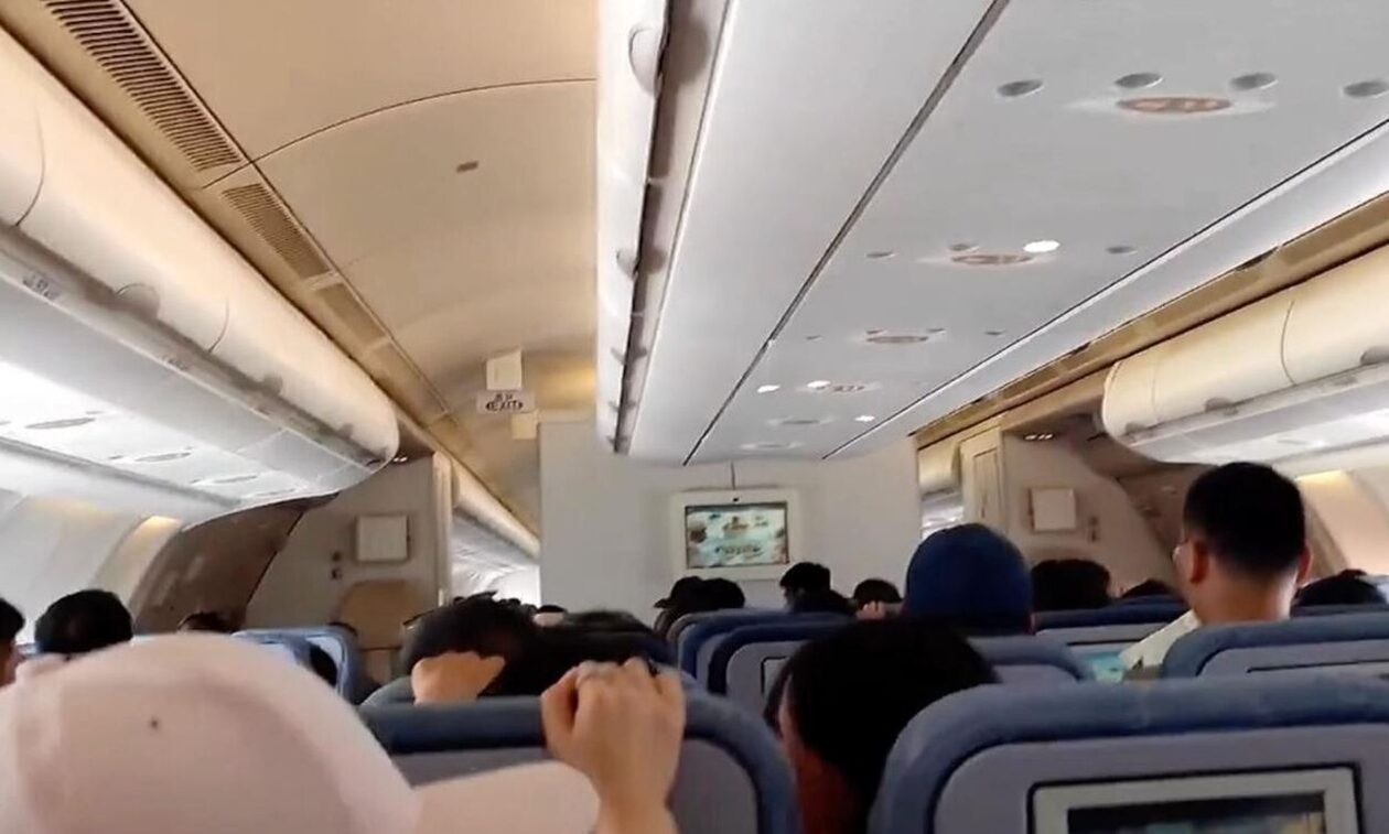 Κίνα: «Θρίλερ στον αέρα» - Αναταράξεις εκτόξευσαν επιβάτες από τις θέσεις τους - Δύο τραυματίες