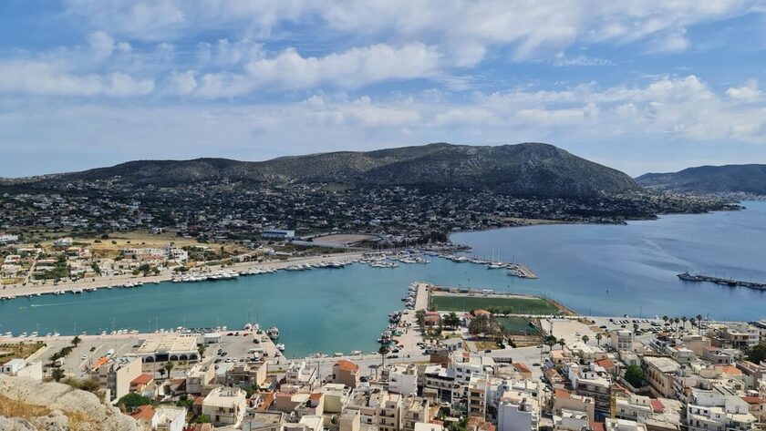 Αυτό το νησί δίπλα στην Αθήνα που πρέπει να πάνε όλοι φέτος το καλοκαίρι