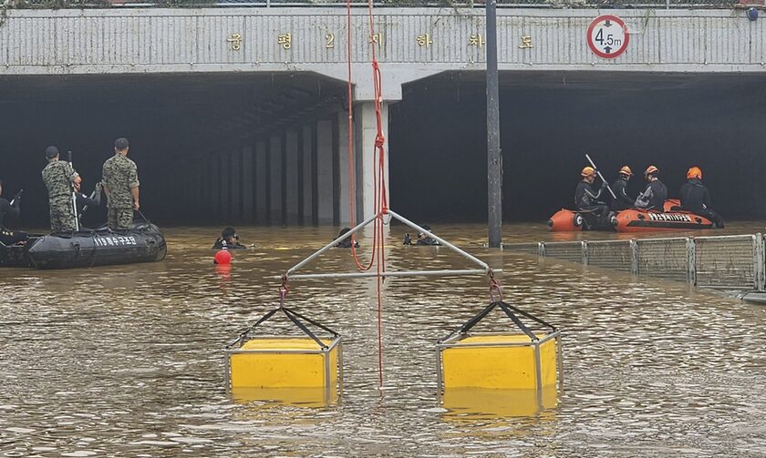 Φονικές πλημμύρες στη Νότια Κορέα