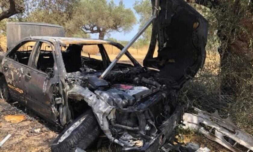 Ηράκλειο: Έκλεψαν αυτοκίνητο, έπεσαν σε ελιά και πήρε φωτιά ο ελαιώνας
