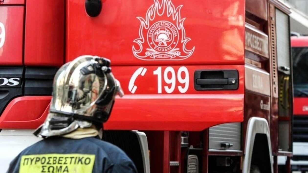 Φωτιά στο Λουτράκι: Νέο μήνυμα του 112 για εκκένωση προς Κόρινθο