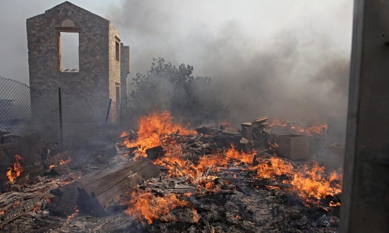 Καταγγελία κατοίκου Λαγονησίου για τη φωτιά: «Θα ζήσουμε δεύτερο Μάτι»