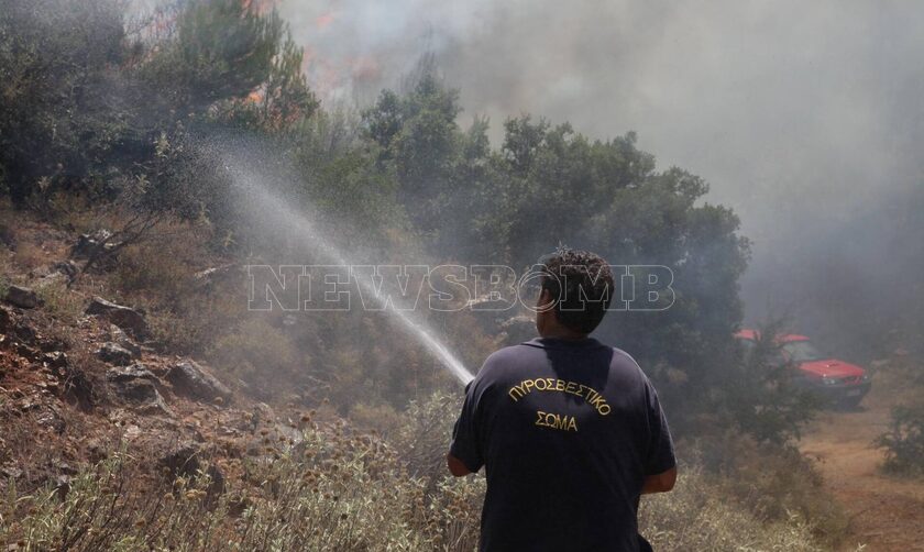 Φωτιά τώρα: Νέο «112» για εκκένωση από Μάνδρα προς Ελευσίνα