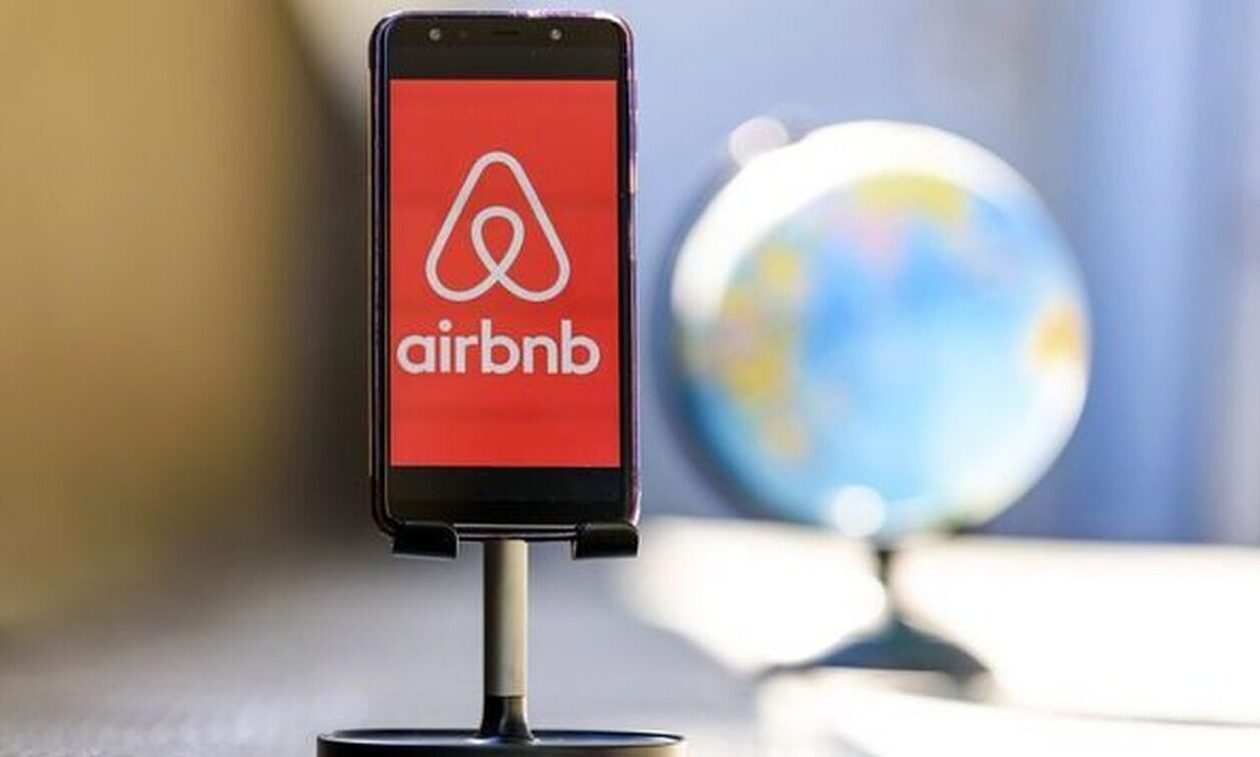 Airbnb: Στα 232 ευρώ η µέση τιµή διανυκτέρευσης στην Ελλάδα τον Ιούλιο και τον Αύγουστο