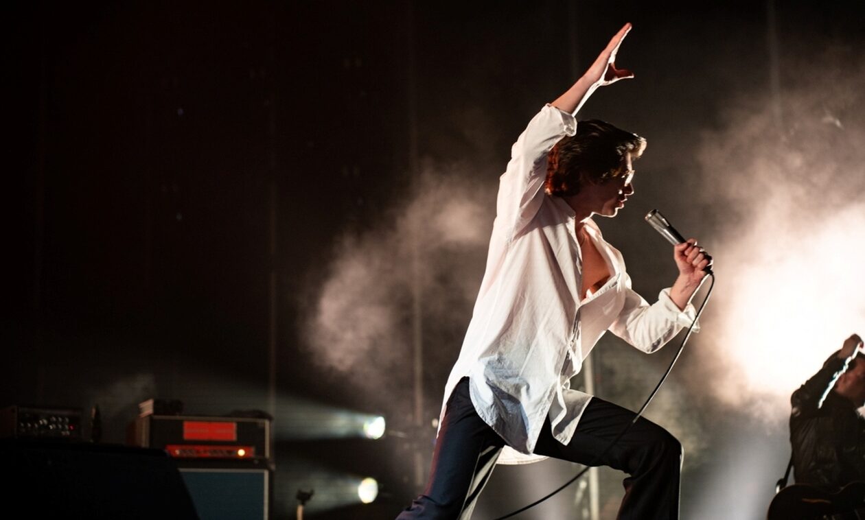 Release Athens 2023: 20 «κλικ» από την συναυλία των Arctic Monkeys