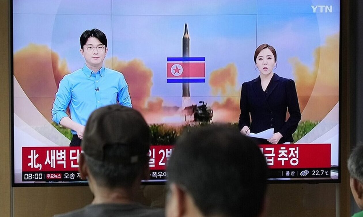 Νέα επίδειξη δύναμης από τη Βόρεια Κορέα:  Εκτόξευσε «πυραύλους κρουζ» προς την Κίτρινη Θάλασσα