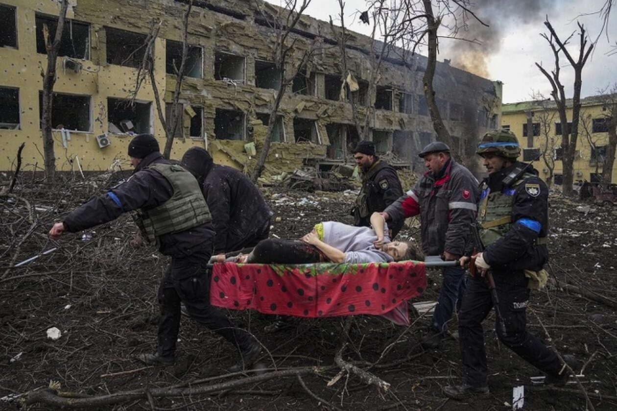 Ένας νεκρός και 18 τραυματίες από τη νέα ρωσική αεροπορική επιδρομή στην Οδησσό