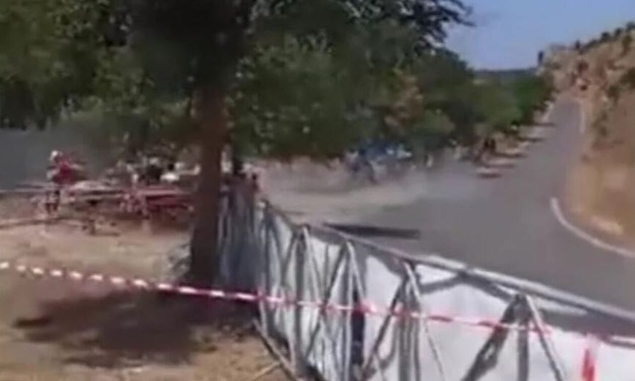 Γορτυνία: Σοκαριστικό βίντεο από το ατύχημα σε αγώνες ράλι στη Δημητσάνα με 3 τραυματίες