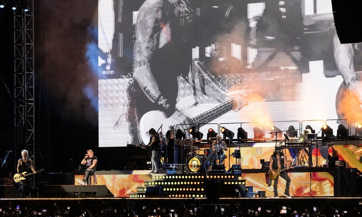 Ορισμένες σκέψεις και 10+1 φωτογραφίες από την επική συναυλία των Guns N Roses στο ΟΑΚΑ