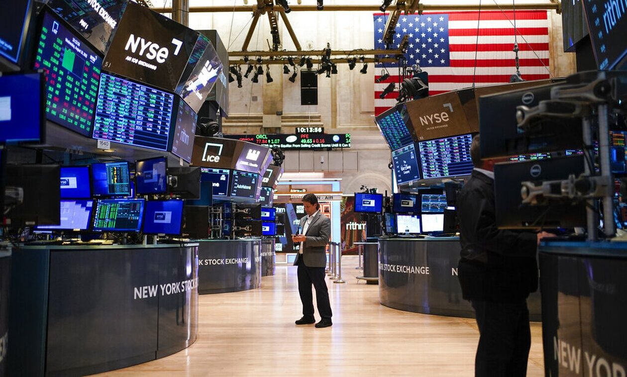 Wall Street: Έσπασε το ρεκόρ του 2017 – Έντεκα διαδοχικές συνεδριάσεις με άνοδο για τον Dow Jones