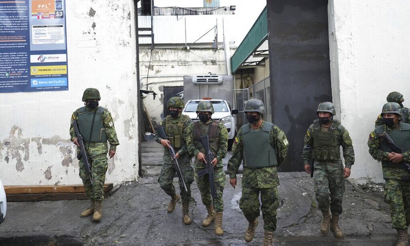 Ισημερινός: Στα χέρια κρατουμένων 90 φύλακες σε πέντε σωφρονιστικά καταστήματα