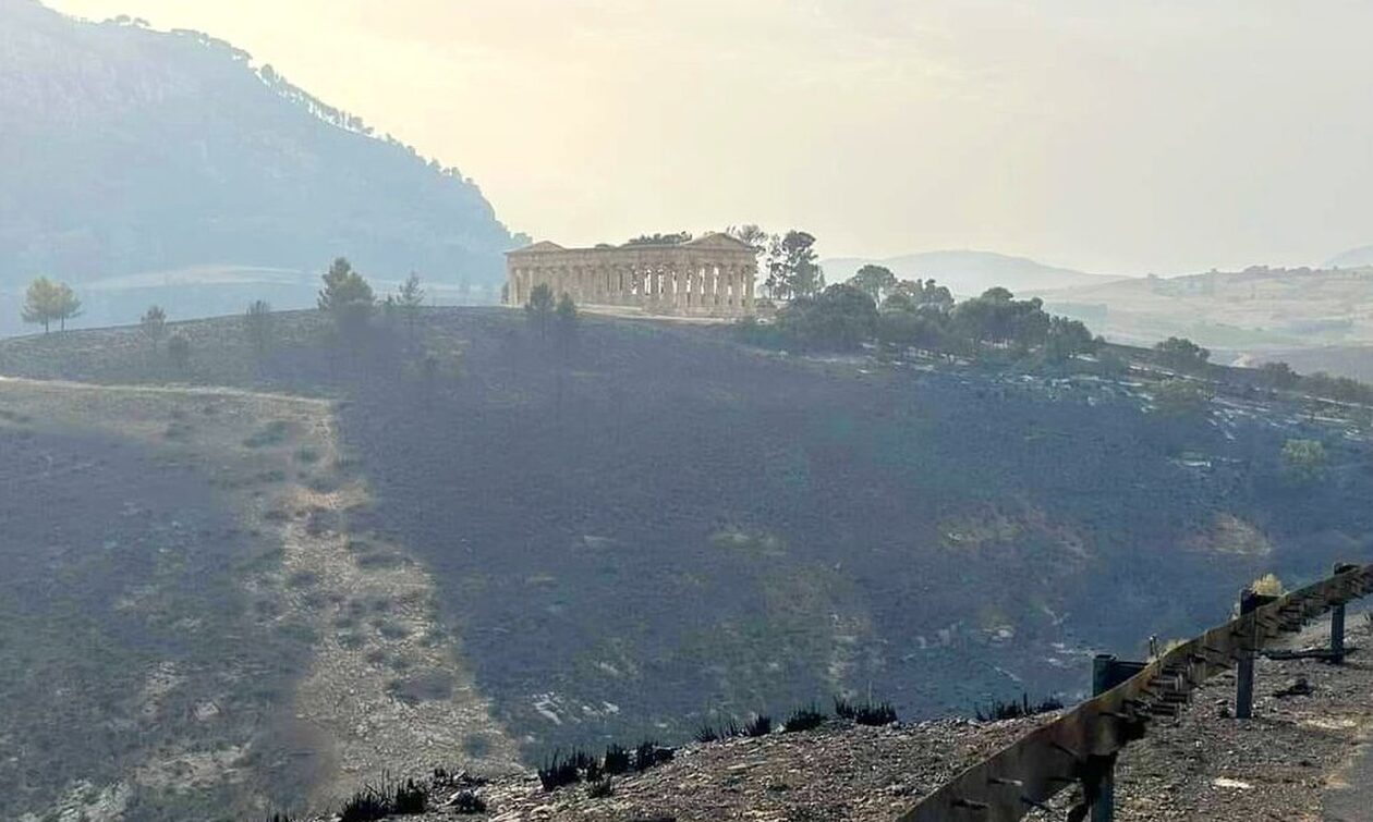 Σικελία: Ο αρχαίος ναός της Σεγέστας μοιάζει να σώθηκε από «θεϊκή παρέμβαση» - Δείτε εικόνες