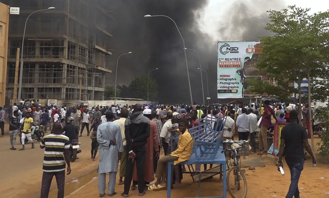 Πραξικόπημα στο Νίγηρα: Το υπουργείο Εσωτερικών απαγόρεψε τις διαδηλώσεις