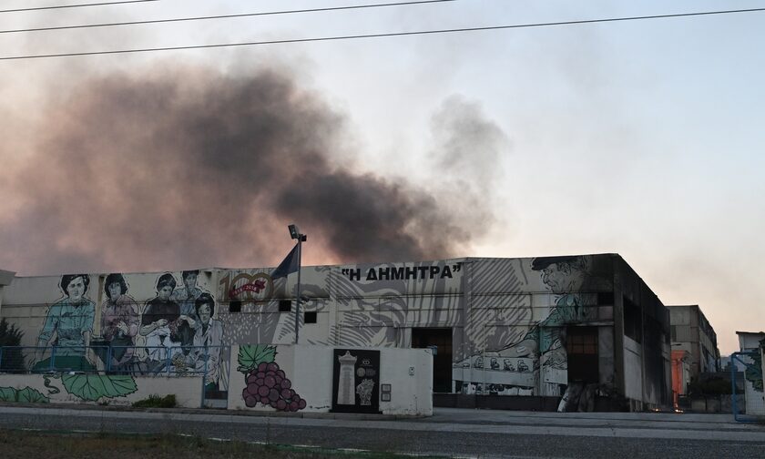 Φωτιά Βόλος - Πτέραρχος Ιατρίδης: Από την υπερθέρμανση ενεργοποιήθηκαν εκρηκτικά υλικά και βόμβες