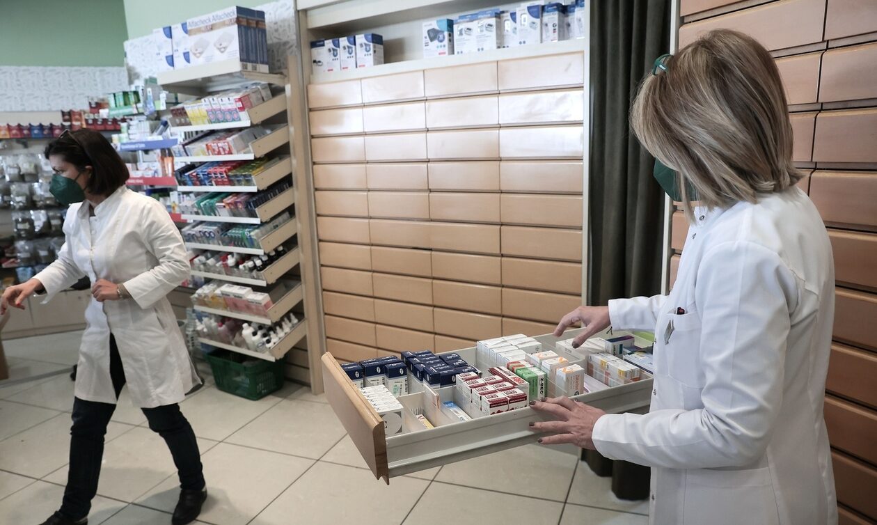 Ελλείψεις φαρμάκων: Ικανοποιημένοι οι φαρμακοποιοί με τη νέα απαγόρευση παράλληλων εξαγωγών