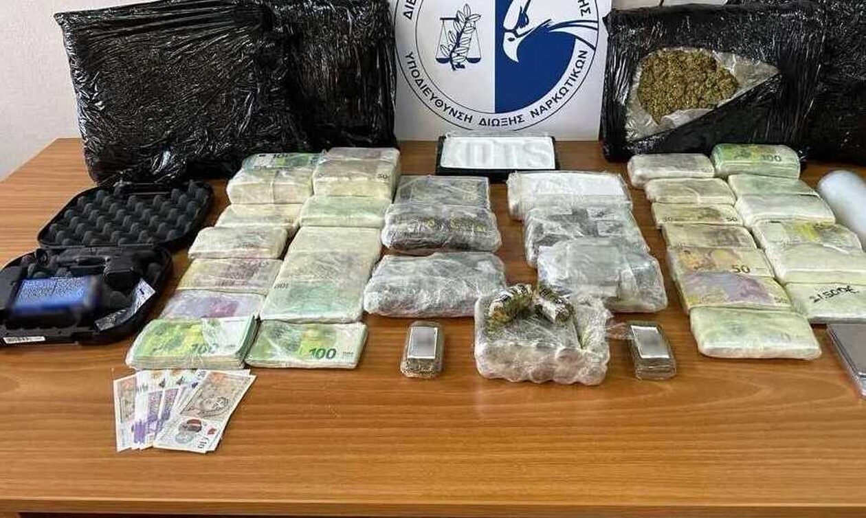 Συνέλαβαν 41χρονο για ναρκωτικά - Βρήκαν σε σπίτι πάνω από 650.000 ευρώ