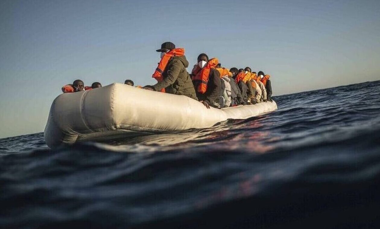 Εγκληματικές οργανώσεις ΜΚΟ και λαθροδιακινητών γέμισαν τη Μυτιλήνη με παράνομους μετανάστες
