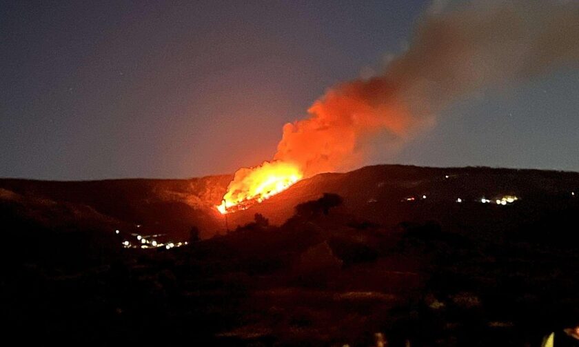 Φωτιά στη Χίο
