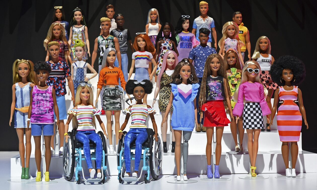 Barbie: Η κούκλα που ενέπνευσε έναν ονειρικό κόσμο δισεκατομμυρίων - Η ροζ ιστορία της ζωής της