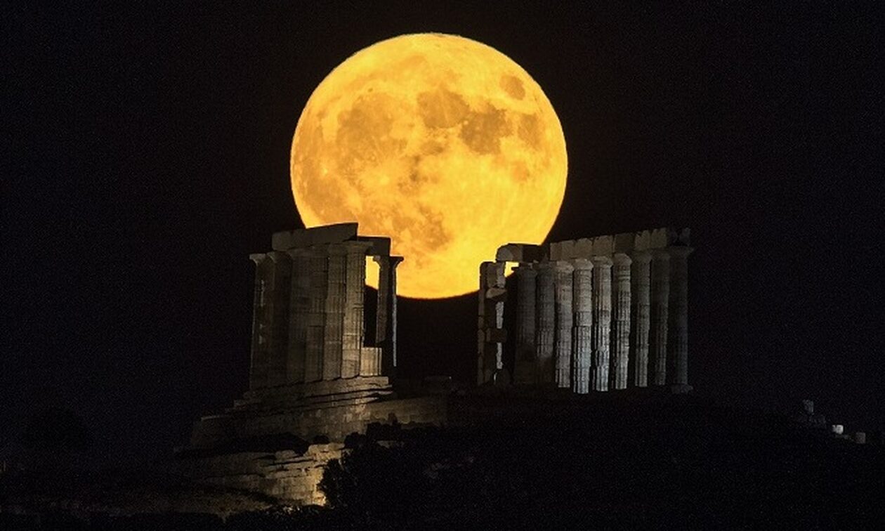 «Νύχτα μαγική κι ονειρεμένη» με Αυγουστιάτικο φεγγάρι: Κι όμως ο πλανήτης εξακολουθεί να σαγηνεύει