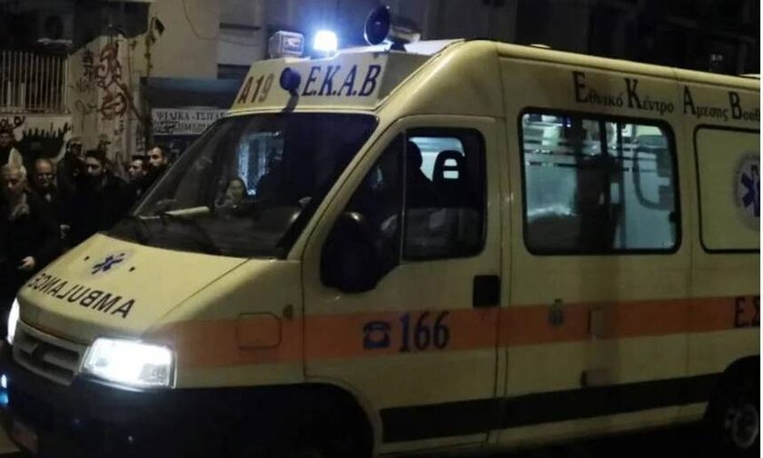 Θεσσαλονίκη: Ανήλικος έπεσε από κάγκελα και χτύπησε στο κεφάλι – Μετάφερθηκε στο νοσοκομείο
