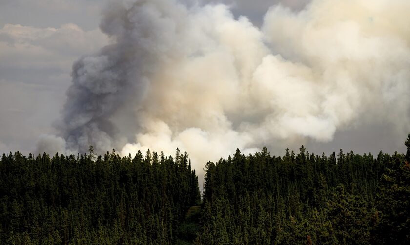 Καναδάς: Ρεκόρ εκπομπών άνθρακα από τις δασικές πυρκαγιές
