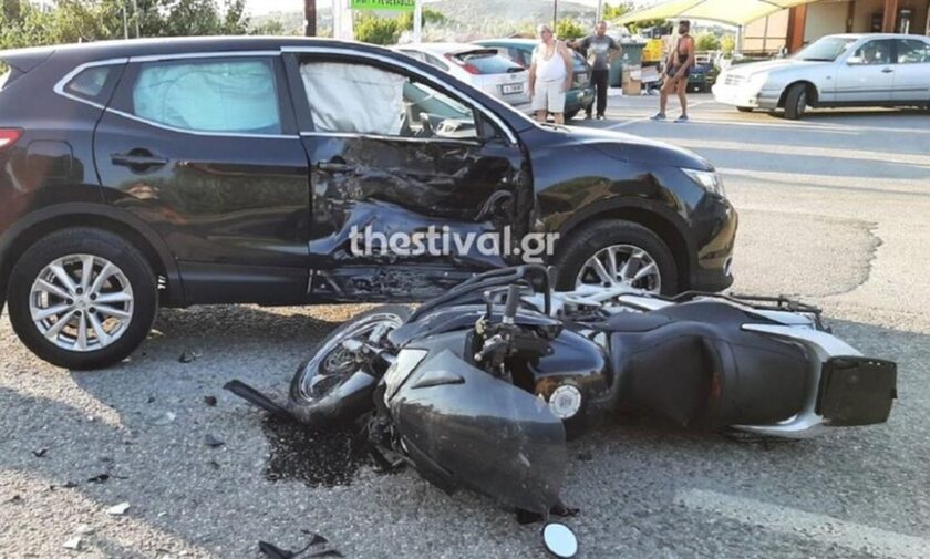 Θεσσαλονίκη: Αυτοκίνητο συγκρούστηκε με μοτοσικλέτα – Ένας τραυματίας