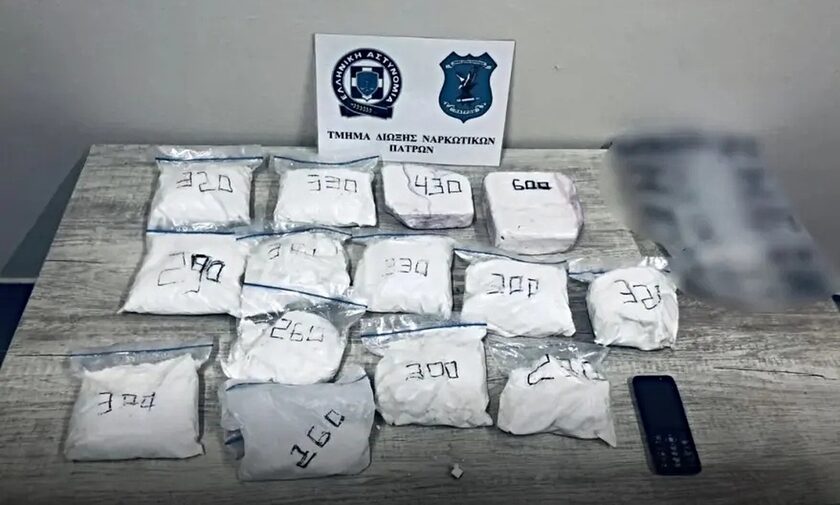 Πειραιάς: Σύλληψη 71χρονου για ναρκωτικά – Έκρυβε 4,5 κιλά κοκαΐνης σε καυστήρα καλοριφέρ