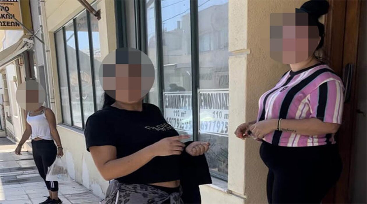 Ραφήνα: Ταυτοποιήθηκαν 3 γυναίκες Ρομά που λήστεψαν σπίτι - Τις τράβηξε βίντεο η ανιψιά του θύματος