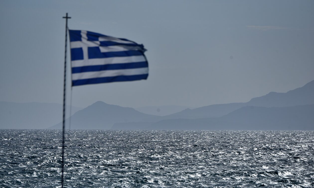 Καβάλα: Επιχείρησε να διαφύγει στη Βουλγαρία ο 35χρονος που κατέβασε την ελληνική σημαία
