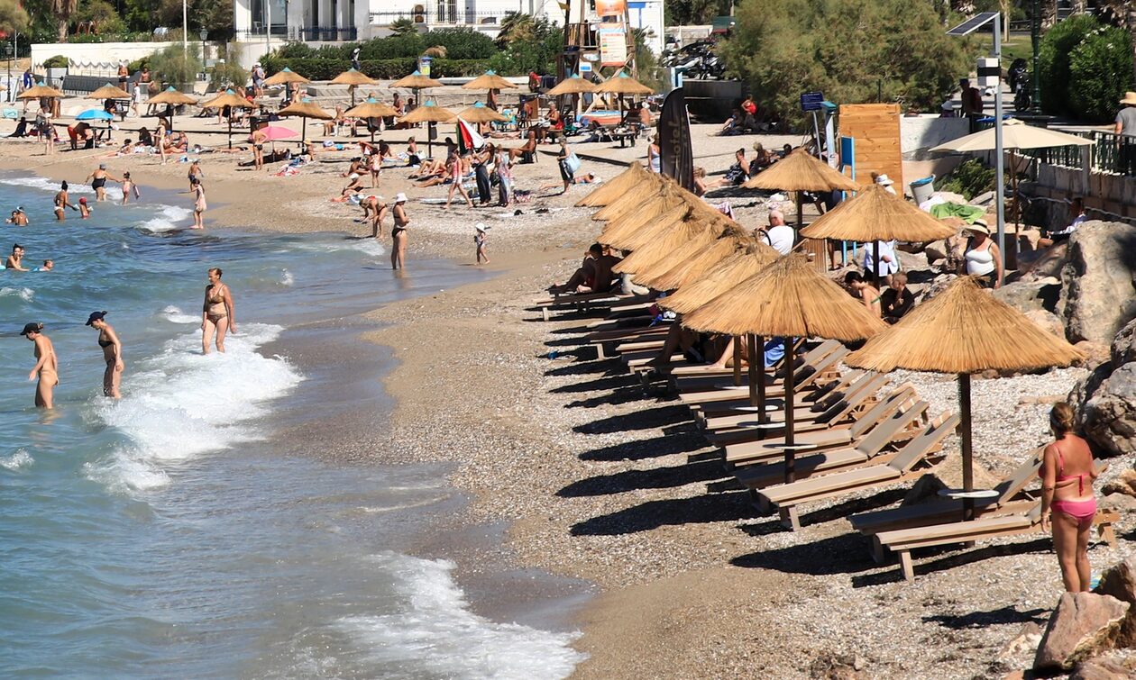 Κίνημα της πετσέτας: Ελευθερώνονται οι παραλίες - 918 έλεγχοι και 336 παραβάσεις σε 20 ημέρες