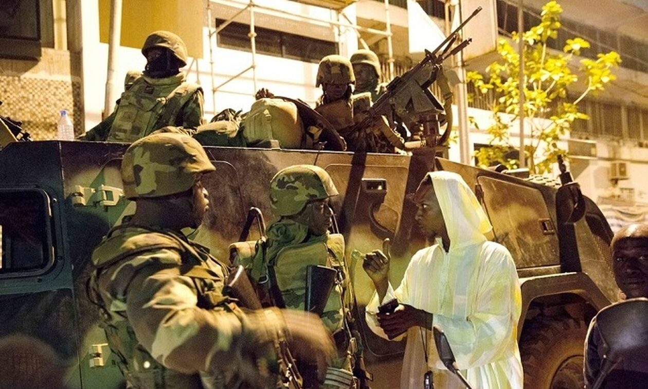 H Γαλλία «στηρίζει πλήρως» ενδεχόμενη στρατιωτική επιλογή στον Νίγηρα (vid)