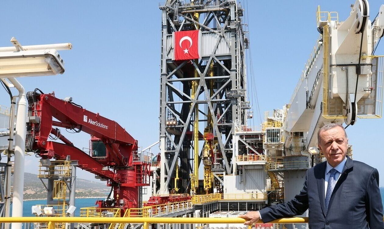 Απέπλευσε το τουρκικό πλωτό γεωτρύπανο « Abdulhamid Han» - Πού θα κάνει γεώτρηση