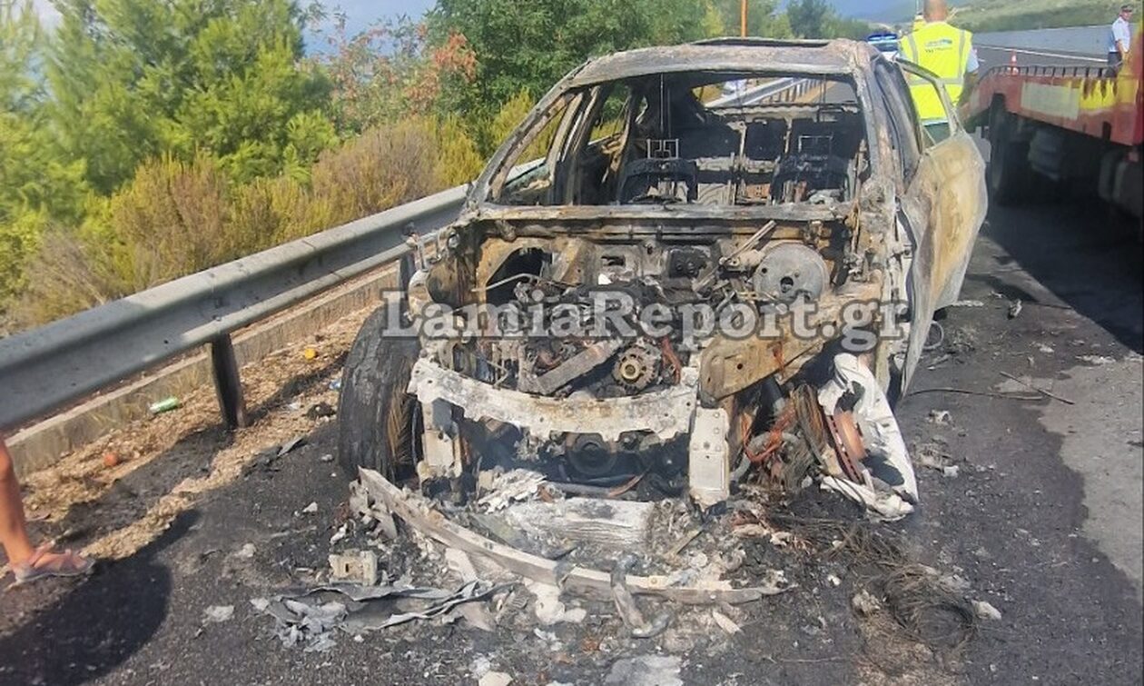 Φθιώτιδα: Πολυτελές όχημα έγινε στάχτη στην εθνική οδό