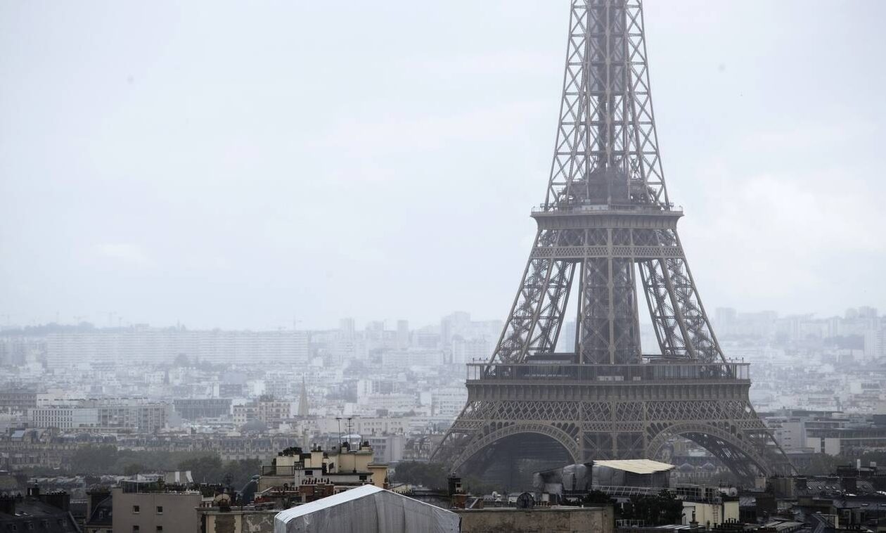Γαλλία: Εκκενώθηκε ο Πύργος του Άιφελ και η γύρω περιοχή μετά από απειλή για τοποθέτηση βόμβας