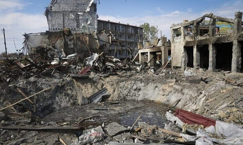 Ουκρανία: Επτά οι νεκροί από τα πλήγματα του ρωσικού πυροβολικού στην περιοχή της Χερσώνας