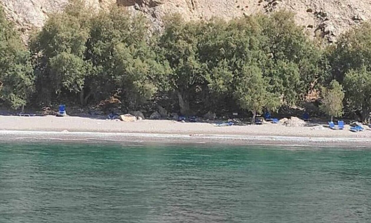 Σφακιά: Εκκενώθηκε η παραλία Γλυκά Νερά υπό τον φόβο κατολίσθησης