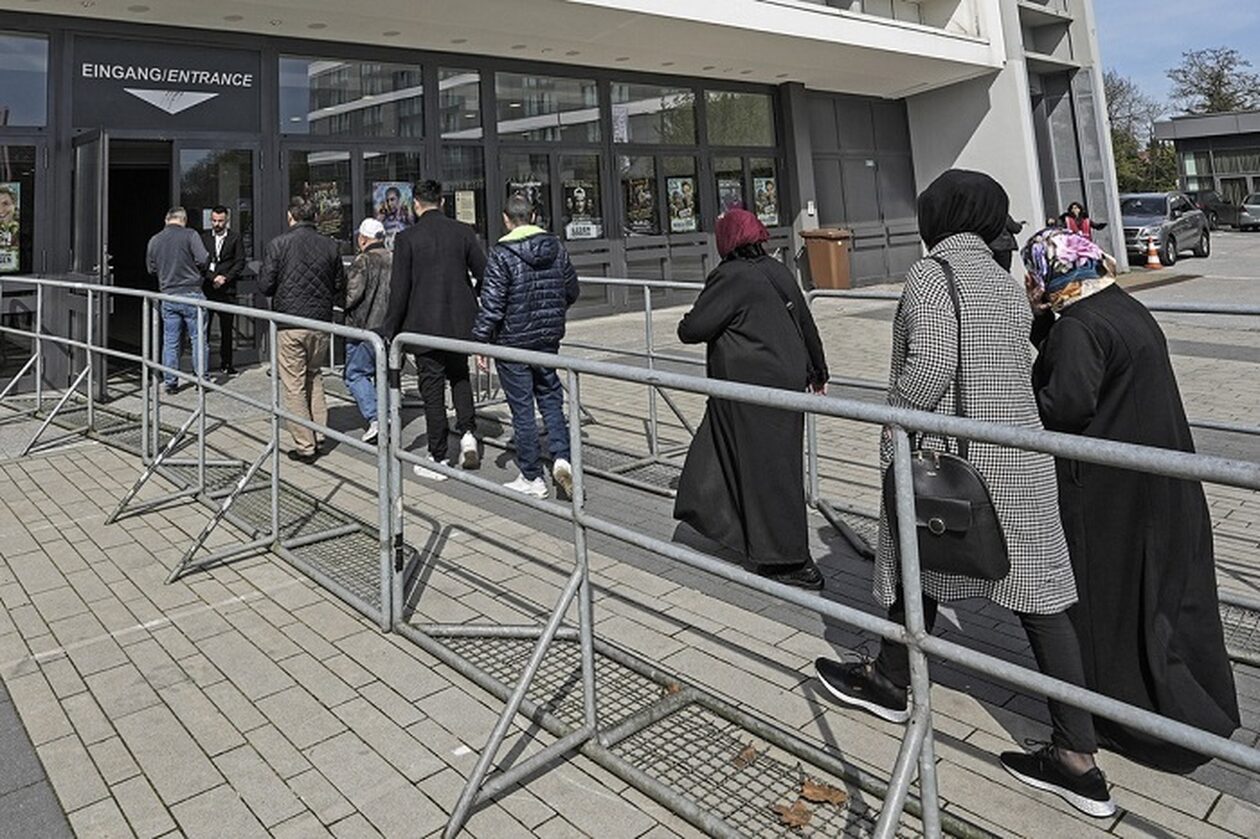 Πληθωρισμός, ανεργία οδηγούν τους Τούρκους σε φυγή: Τριπλασιάστηκαν οι αιτήσεις ασύλου στη Γερμανία
