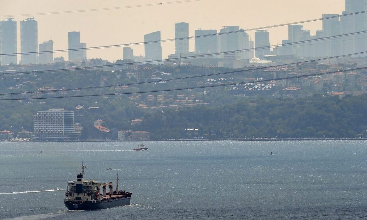 Τουρκία: Το πρώτο πλοίο  που χρησιμοποίησε τον ουκρανικό διάδρομο στη Μαύρη Θάλασσα