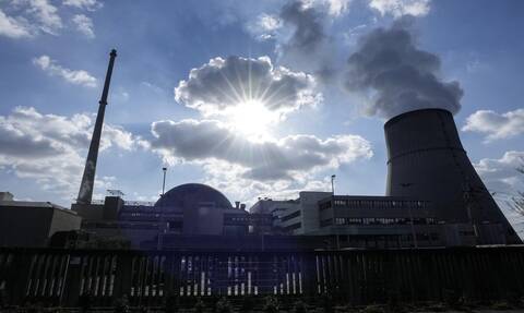 Αποκλείει τα πυρηνοηλεκτρικά εργοστάσια ο Σολτς: Το ρεύμα θα στοιχίσει διπλά και τριπλά