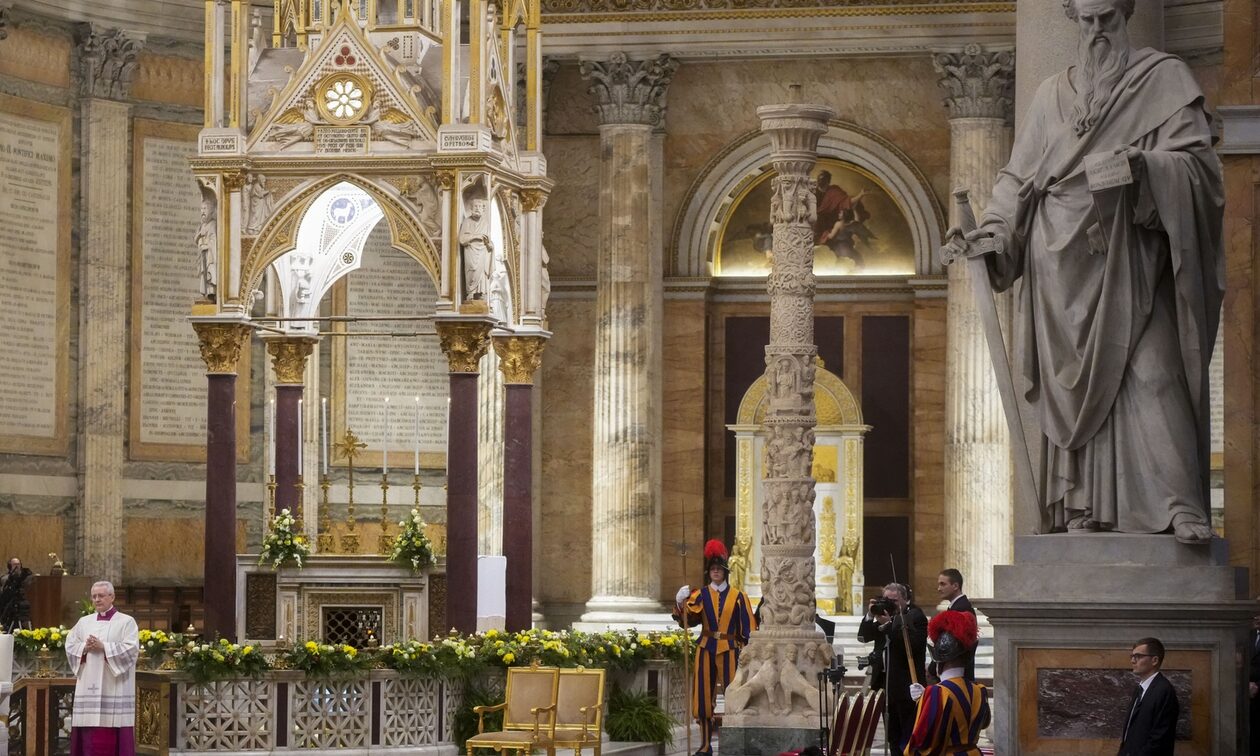 Ιταλία: Χωρίς πιστούς οι εκκλησίες - Πάνω από 30% δεν έδωσαν το «παρών» στις θρησκευτικές τελετές