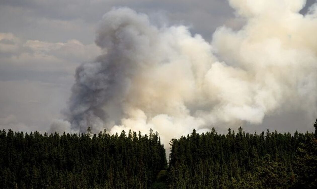 Καναδάς: Χιλιάδες άνθρωποι απομακρύνθηκαν εξαιτίας των πυρκαγιών