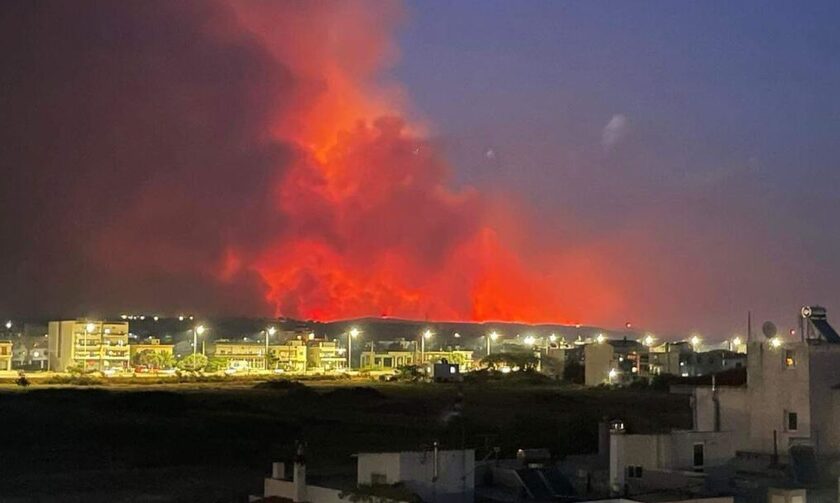 Φωτιά στην Αλεξανδρούπολη: Νύχτα κόλαση  - Συνεχείς αναζωπυρώσεις και ισχυροί άνεμοι