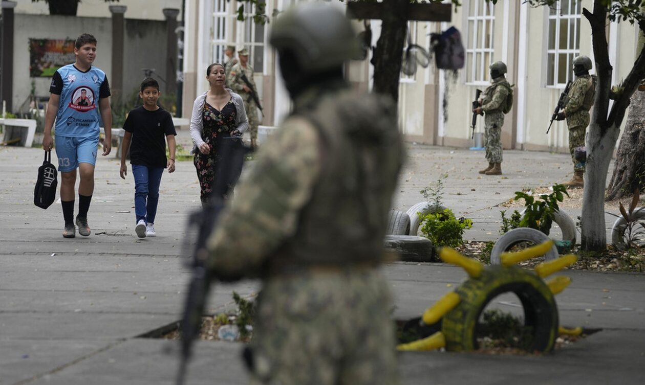 Ισημερινός: Παραμονή εκλογών και η βία μεταξύ συμμοριών σημαδεύει τους δρόμους